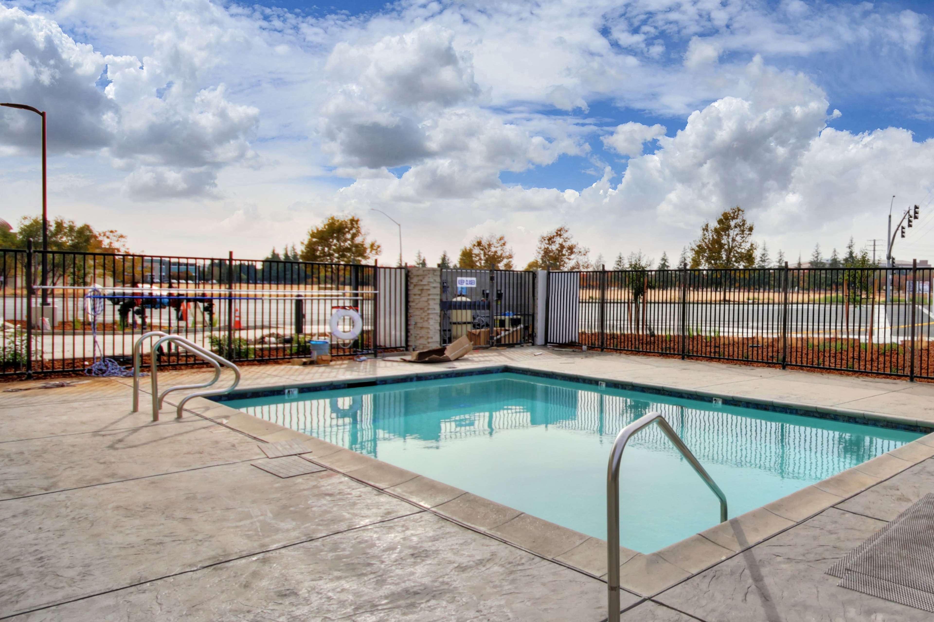 Wyndham Garden Sacramento Airport Natomas Otel Dış mekan fotoğraf